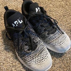 APL running shoes